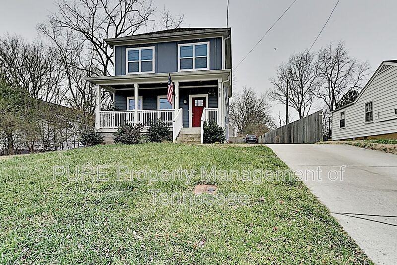 2611 Jenkins St - Photo 3 of 33