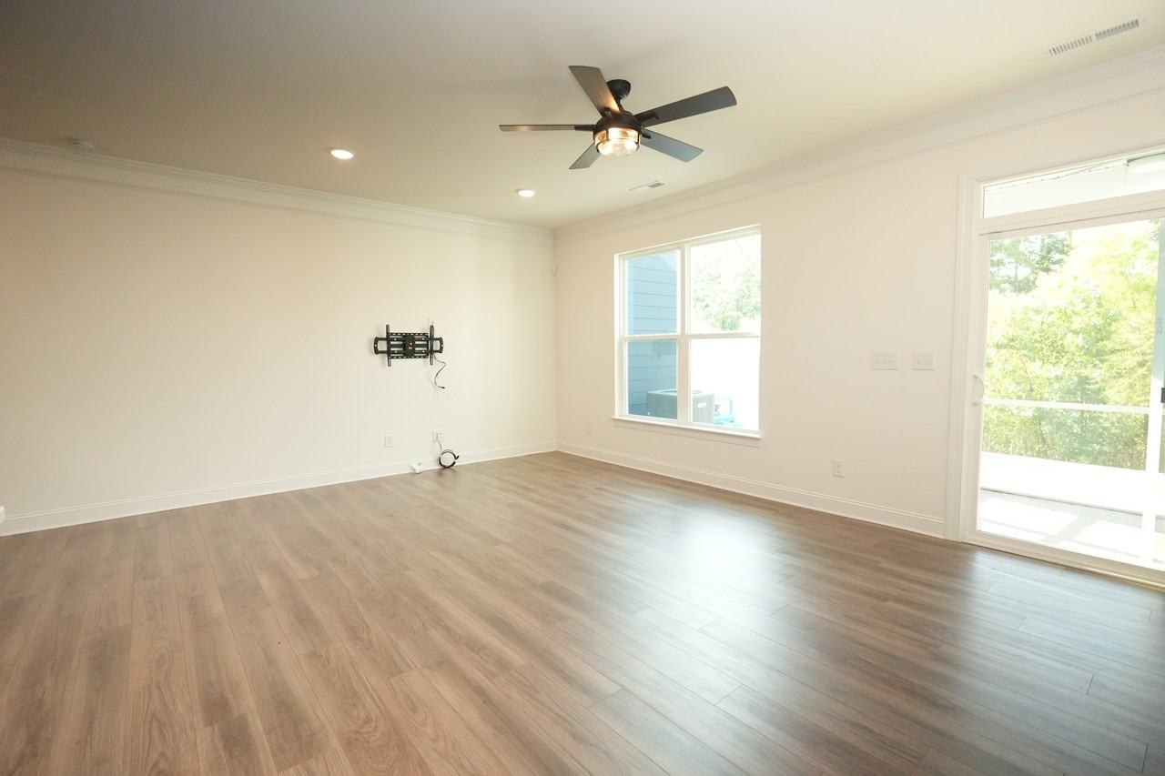 4016 Rothwood Ln - Photo 3 of 28