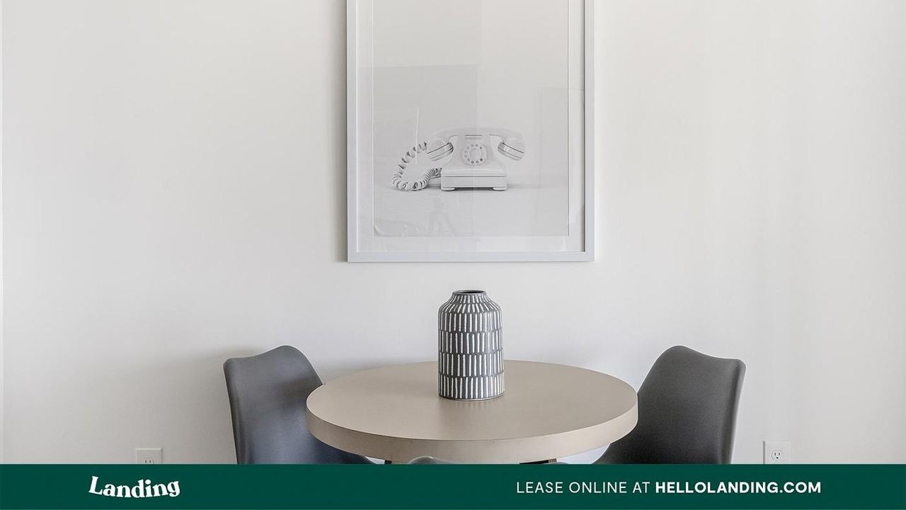 707 S Farmer Ave - Photo 3 of 50