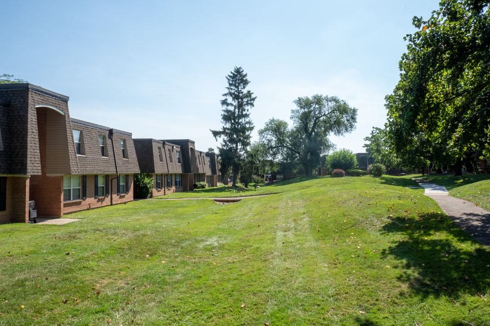 Prime Apartments and Townhomes at White Oak - Photo 6 of 10