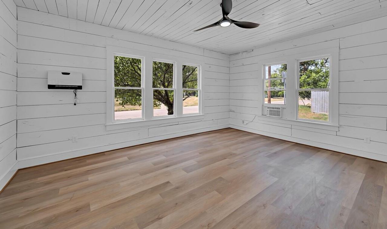 1905 North 19th Street - Photo 2 of 18