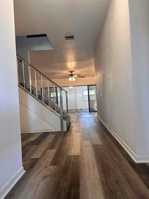 1917 Cashew Courtway - Photo 2 of 24