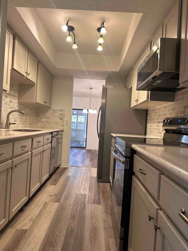 1917 Cashew Courtway - Photo 3 of 24