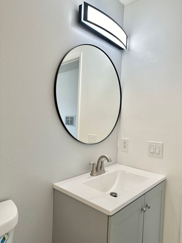 322 N Hagar St #Q - Photo 2 of 4