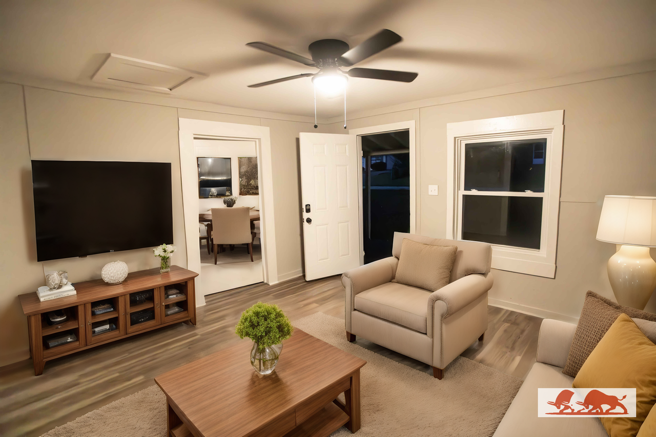 508 1/2 Everette St - Photo 3 of 10