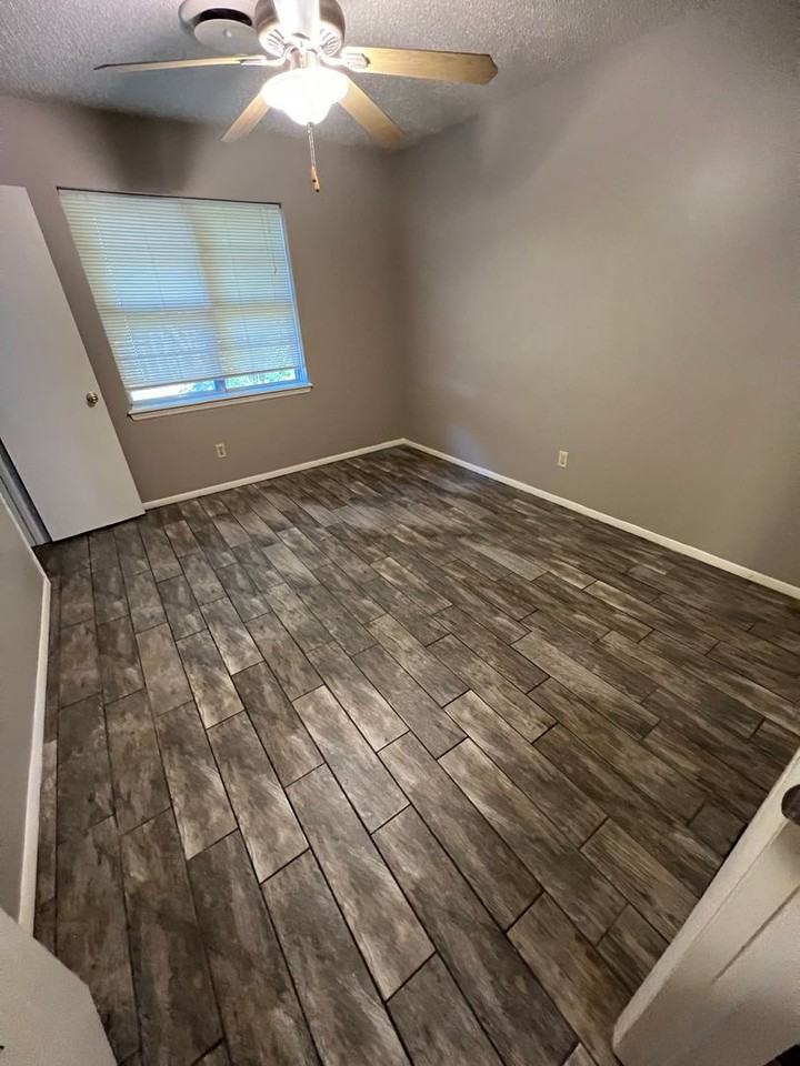 905 O St - Photo 2 of 14