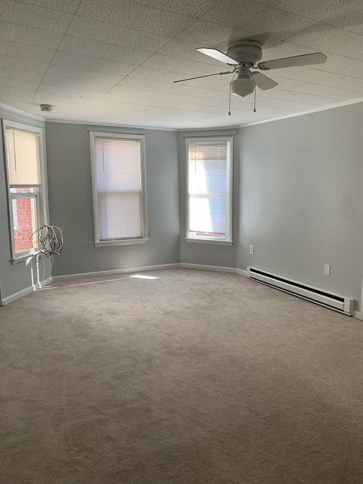 830 Washington Avenue - Photo 2 of 6