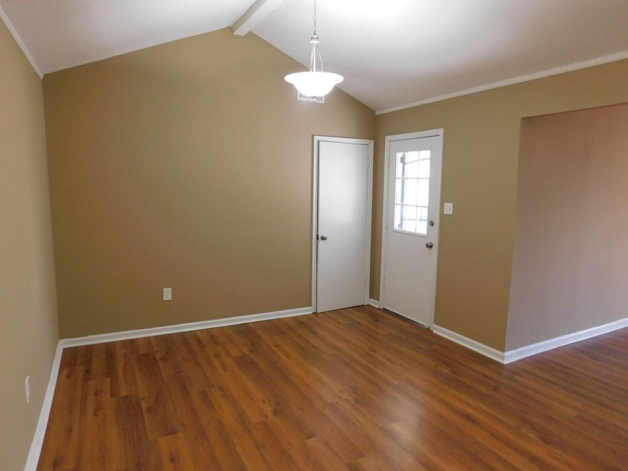 7868 Trafton Cv S - Photo 7 of 33