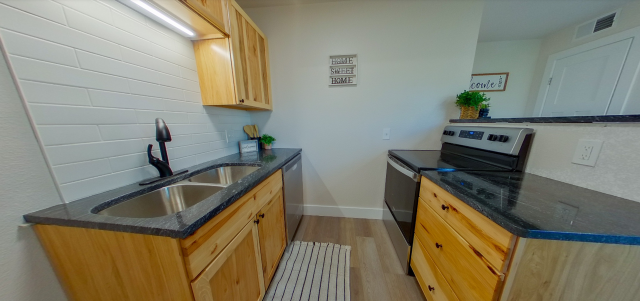 803 Allison Ave - Photo 2 of 14