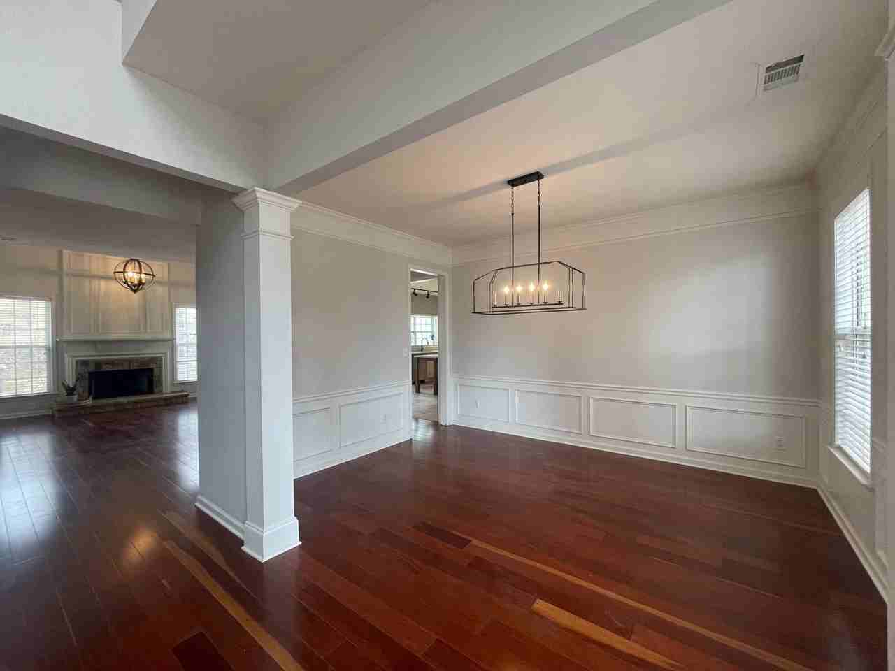 11310 Crossington Rd - Photo 5 of 30