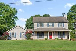 522 Windsor Dr - Photo 1 of 1