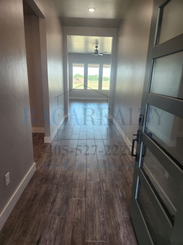 24738 Norte Rd - Photo 2 of 26