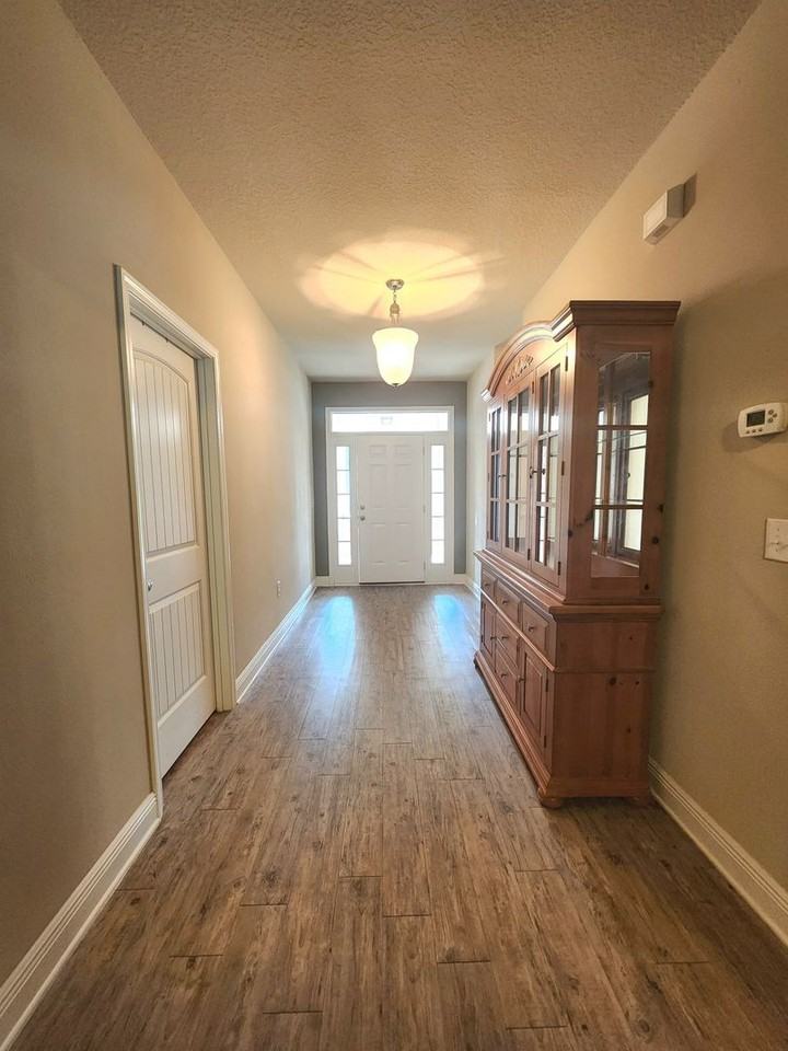 8609 Bucklebury Dr - Photo 4 of 22