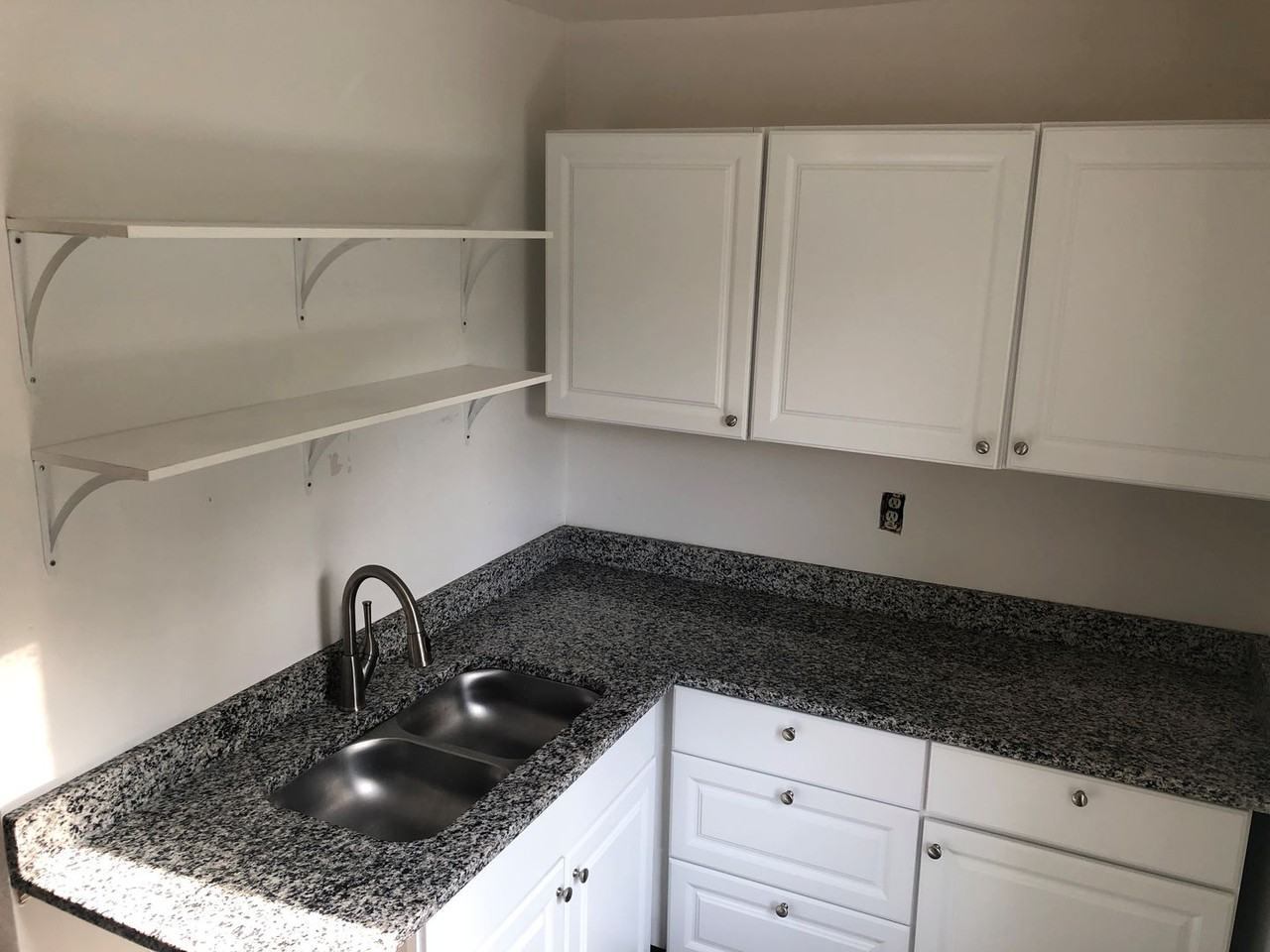 506 - 76 Adolph Street - Photo 5 of 15