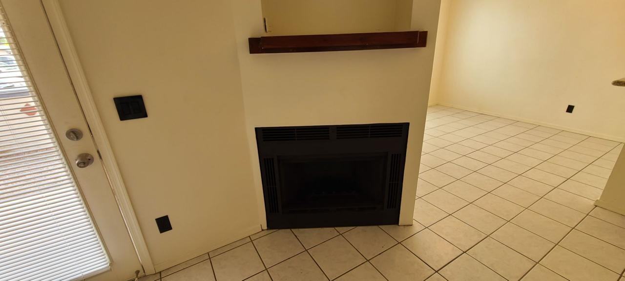 1664 West Park Wood Lane - Photo 3 of 5