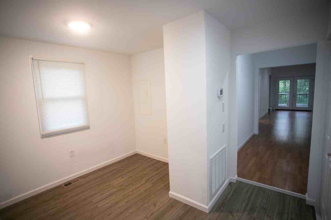 476 Kenmore Rd #NA - Photo 3 of 23