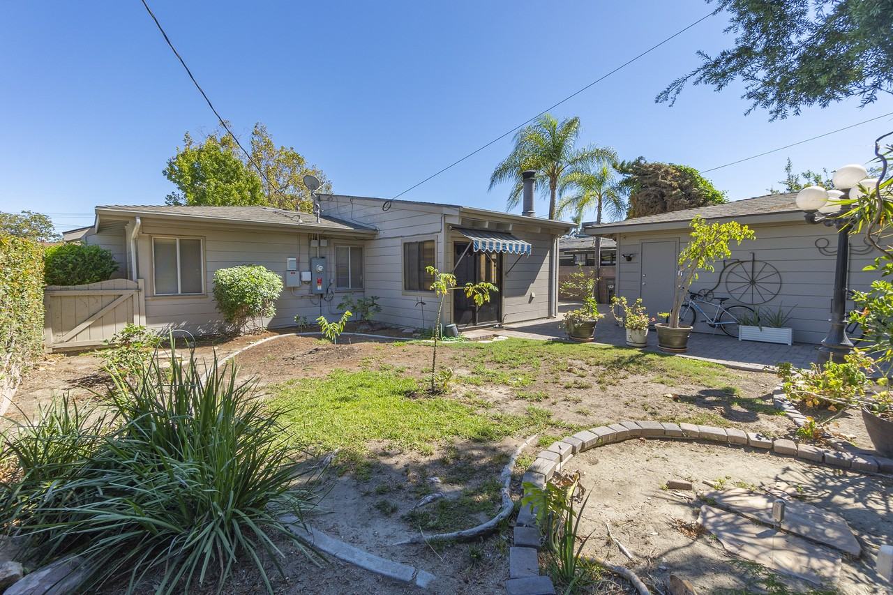 1945 Shipway Ave #NA - Photo 3 of 20