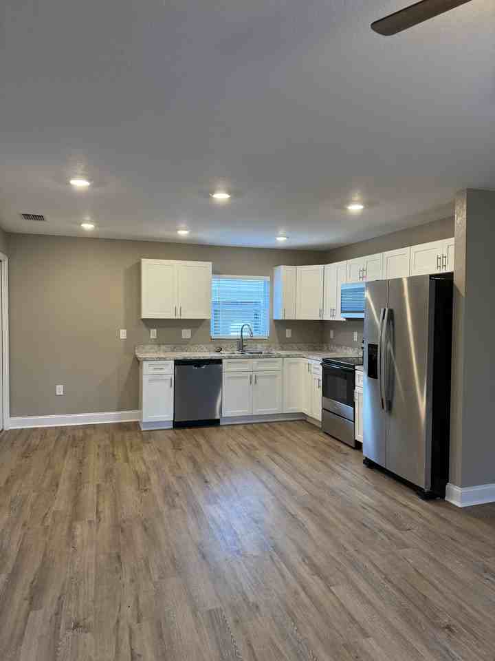 1149 Sycamore St #1149 - Photo 2 of 10