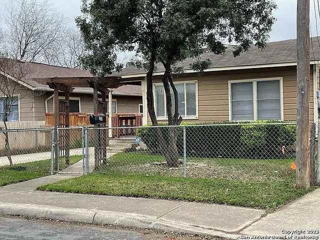 334 Huerta St #NA - Photo 2 of 15