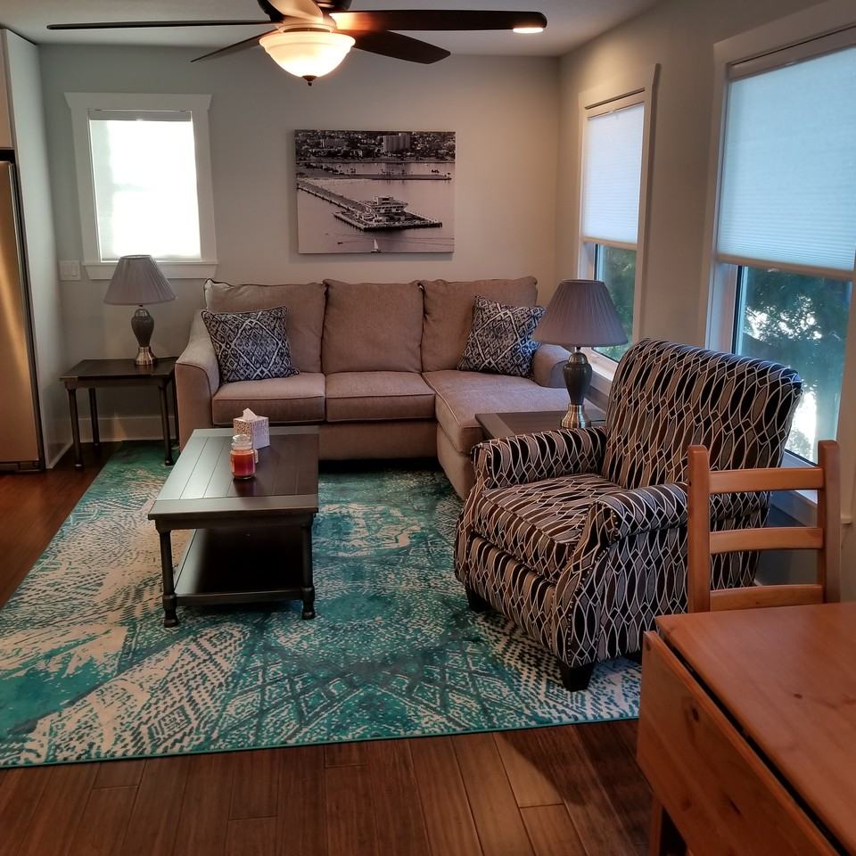 427 12th Ave N #1-2 - Photo 4 of 14