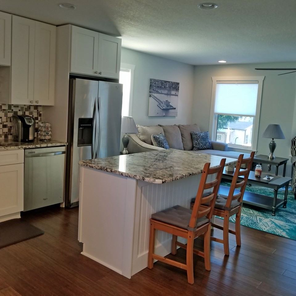 427 12th Ave N #1-2 - Photo 5 of 14