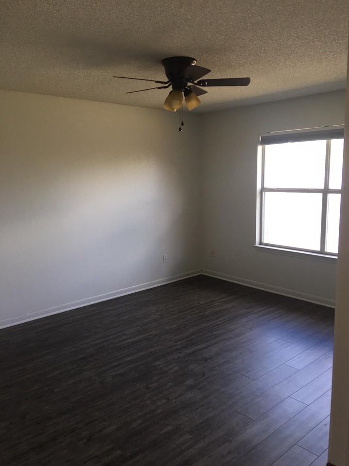 1666 W County Line Rd #NA - Photo 5 of 12