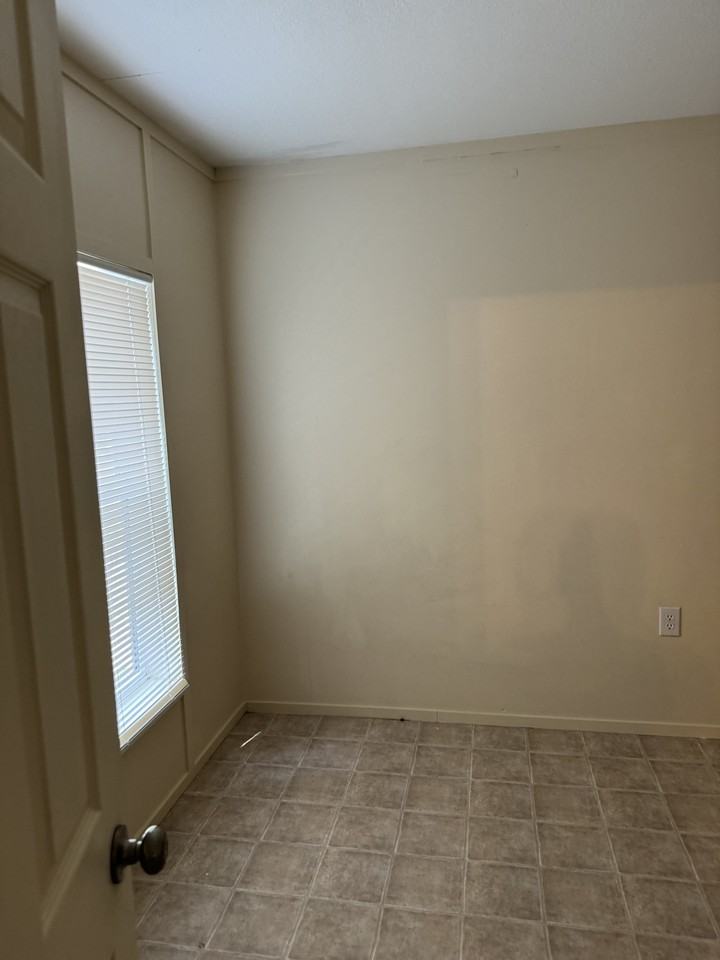 16482 Eastchase - Photo 6 of 23