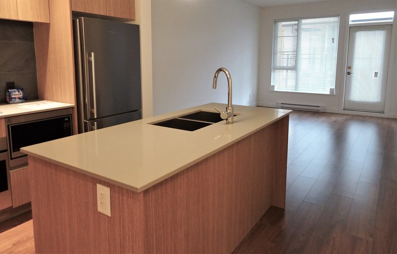 516 Foster Avenue #212