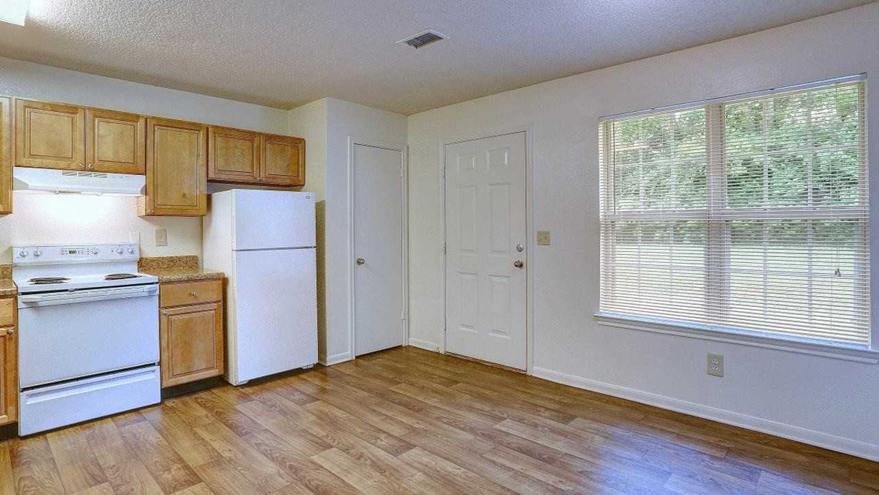 Rutherford Pointe Townhomes - Photo 2 of 24