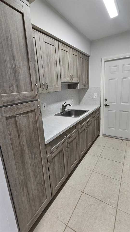 3621 Ponce De Leon Blvd #S - Photo 3 of 8