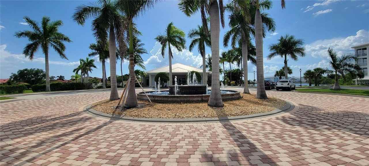 2001 Bal Harbor Boulevard #2207 - Photo 5 of 35