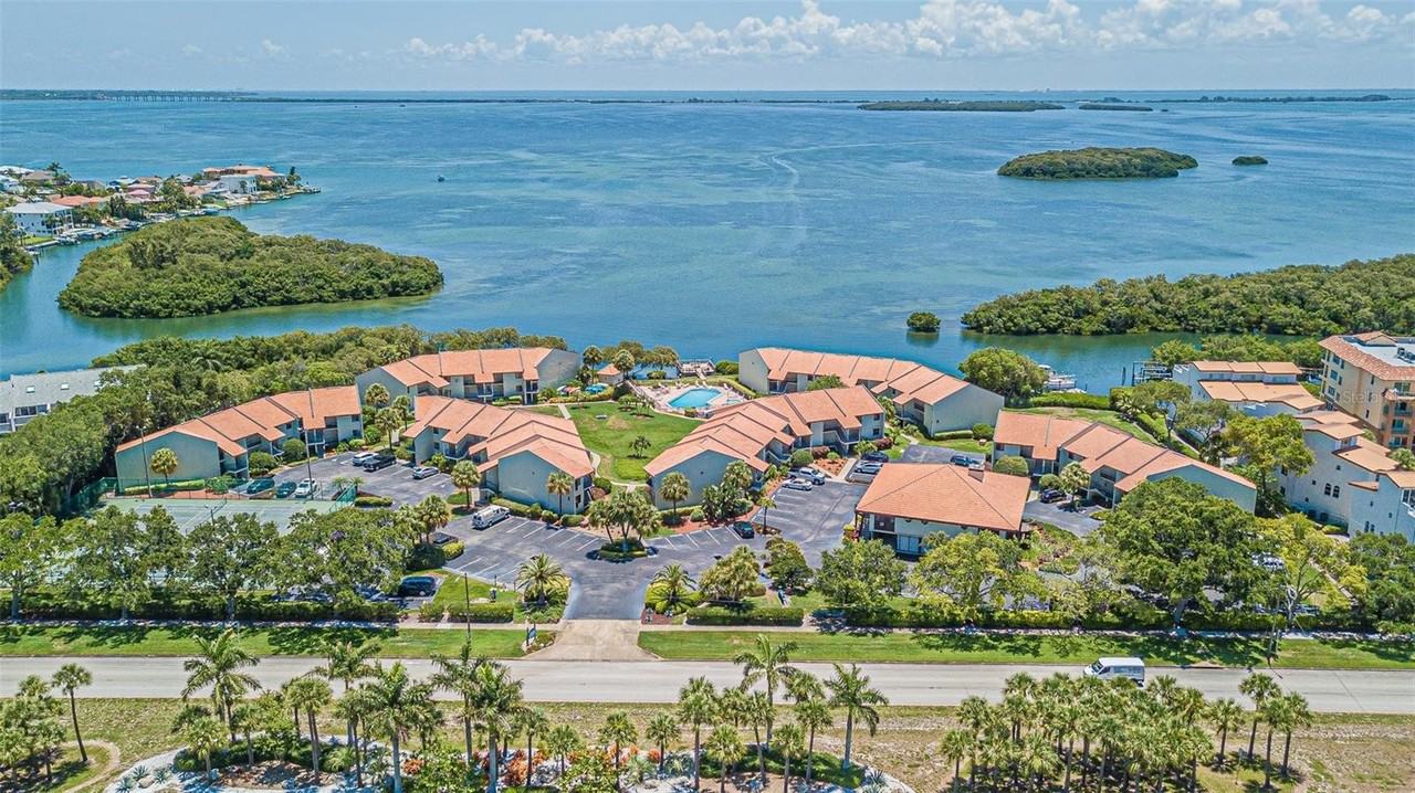 1515 Pinellas Bayway S #C29