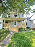 featured image of 2315 Oakes Ave