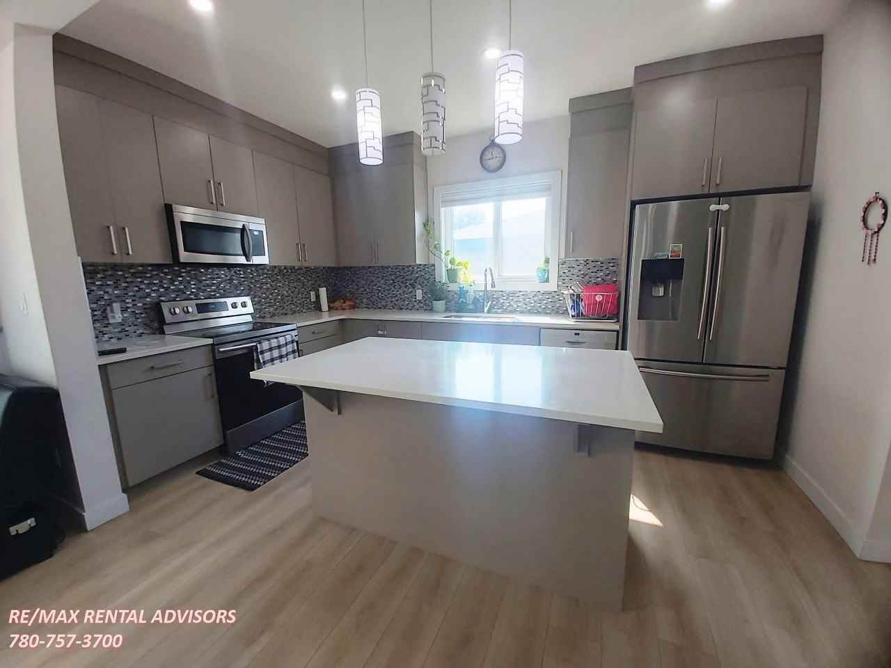 9323 108 Ave Nw - Photo 2 of 17