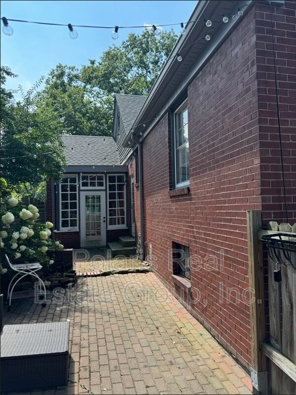 3348 E Fall Creek Parkway North Dr - Photo 2 of 37