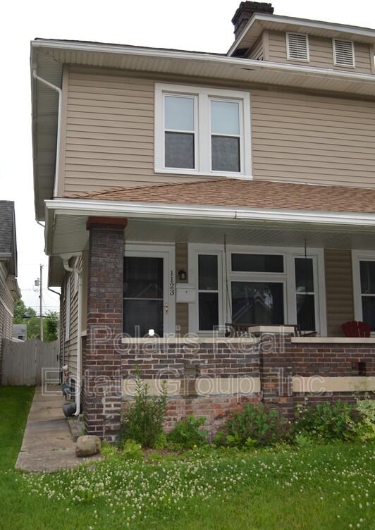 1123 Lexington Ave - Photo 2 of 39