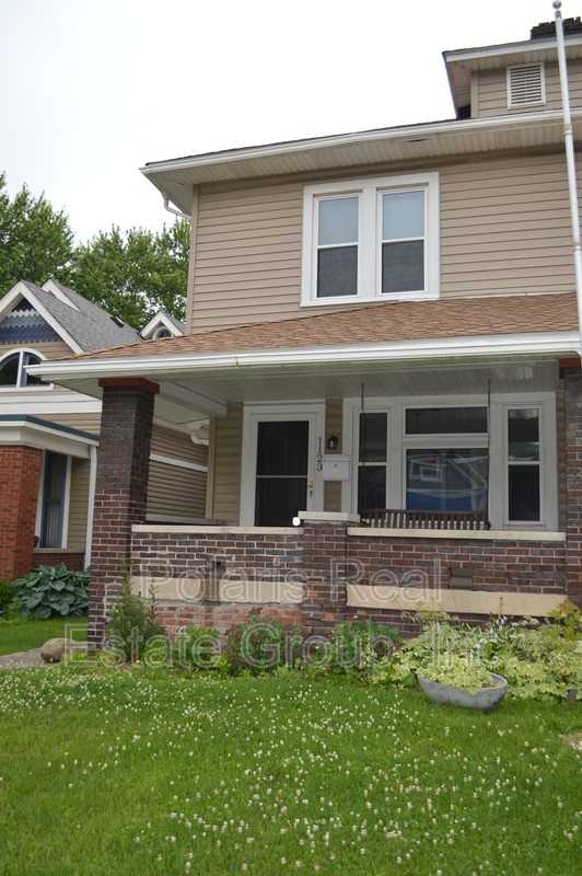 1123 Lexington Ave - Photo 3 of 39