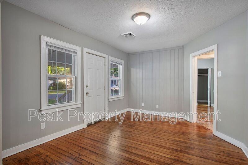 18 Raines Ave - Photo 6 of 22