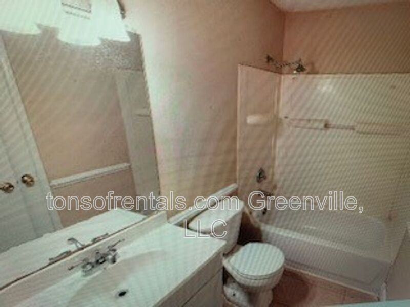 1501 Howard Dr - Photo 4 of 8