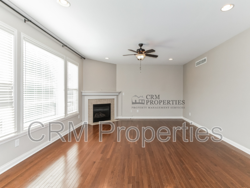 13052 Whitten Drive North - Photo 3 of 20