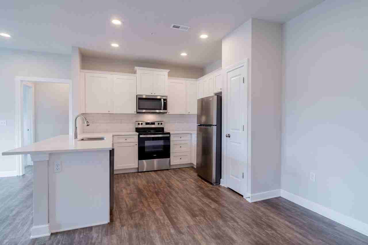 West Village Villas and Apartments - Photo 5 of 45