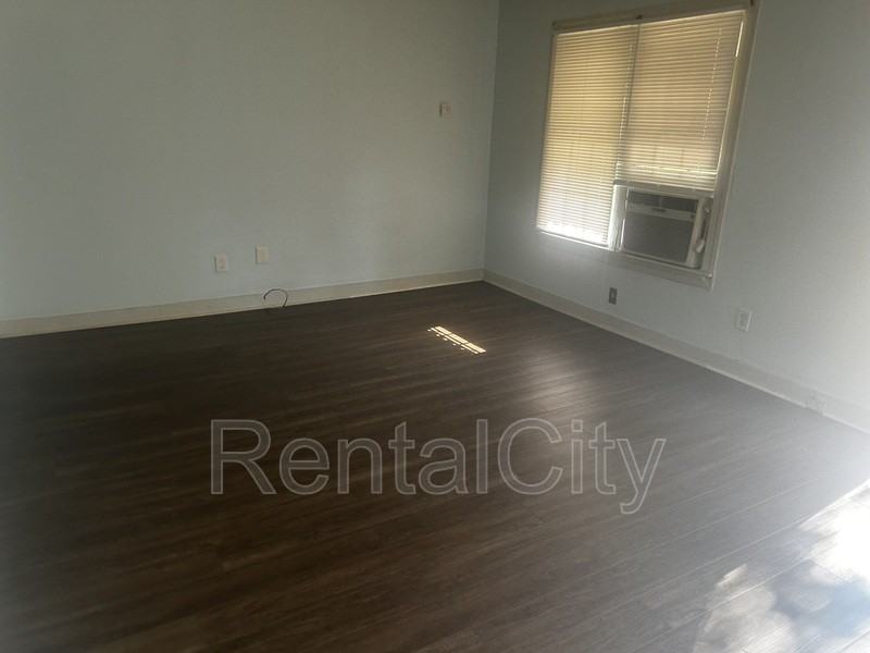 200 N 28th Ave - Photo 3 of 13