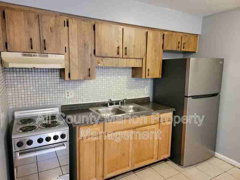 2765 Ne 48th Ct #1 - Photo 3 of 8