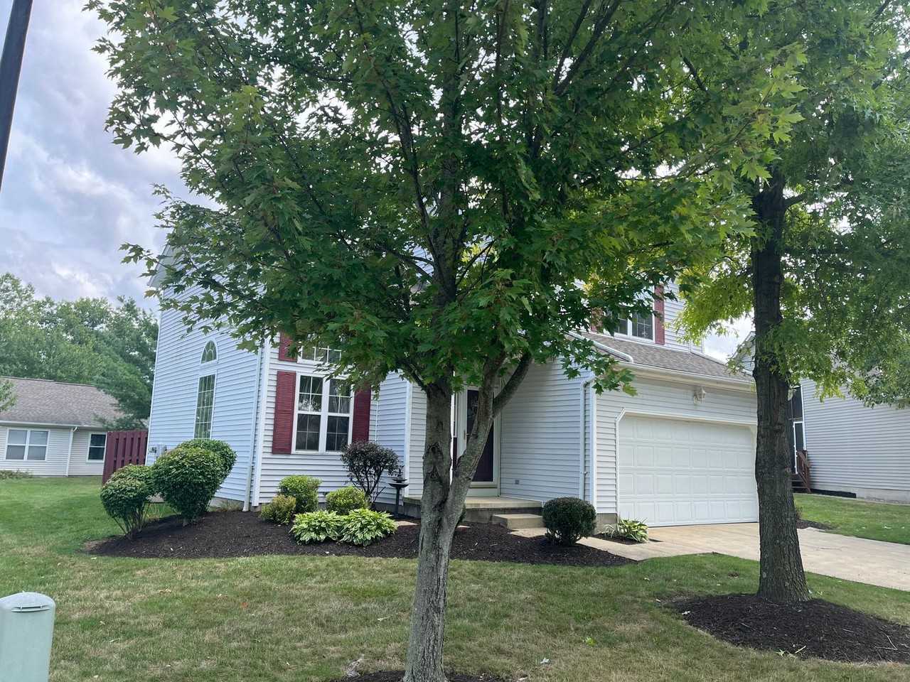 3857 Reeves Ln - Photo 2 of 23