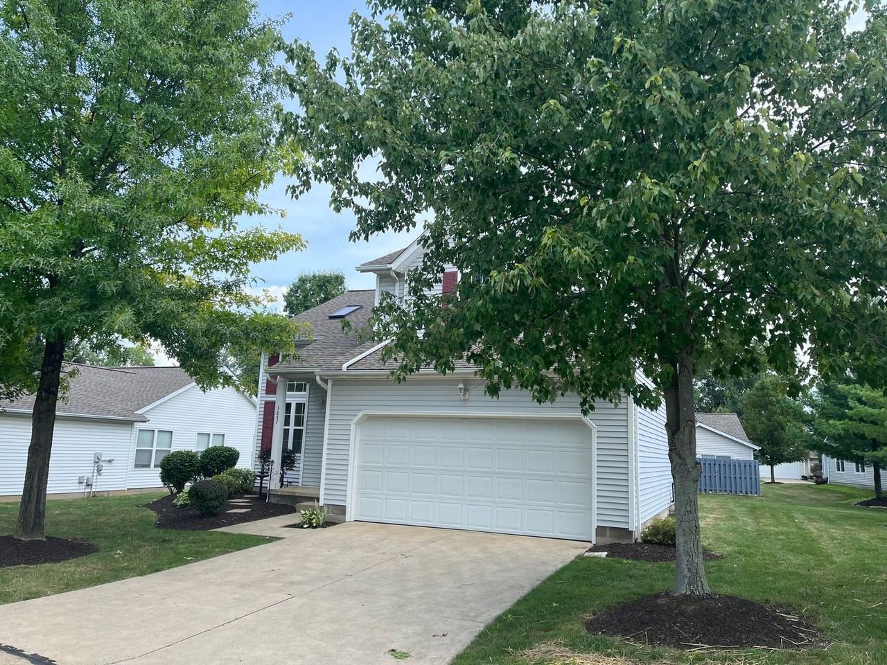 3857 Reeves Ln - Photo 3 of 23