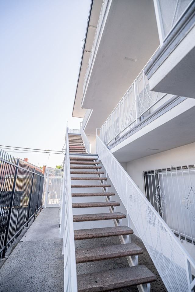 The Brogan - Photo 4 of 17