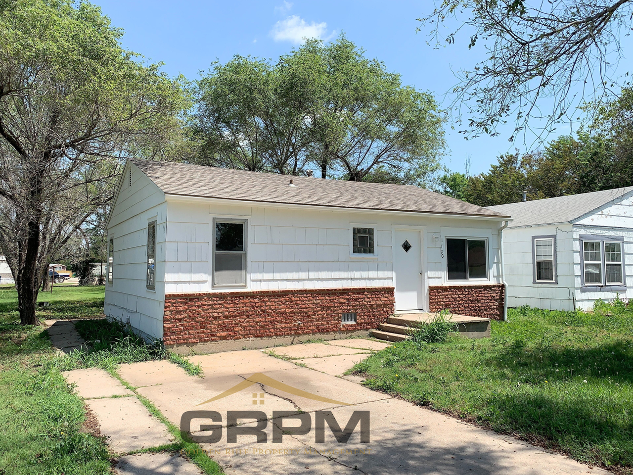 1720 E 2nd Ave - Photo 2 of 16