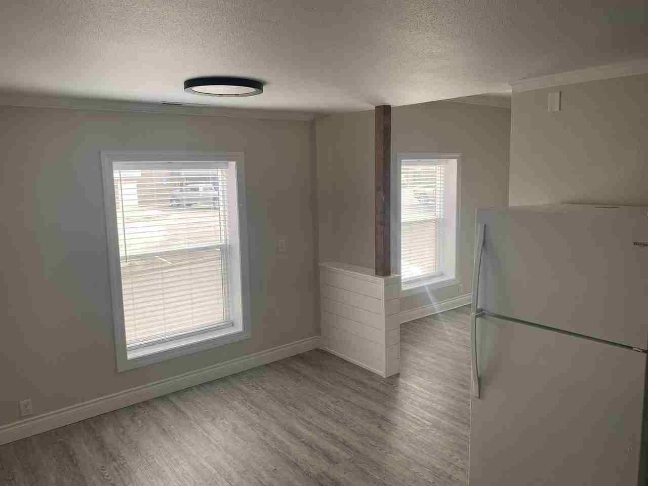 0121 27th St #C - Photo 5 of 13
