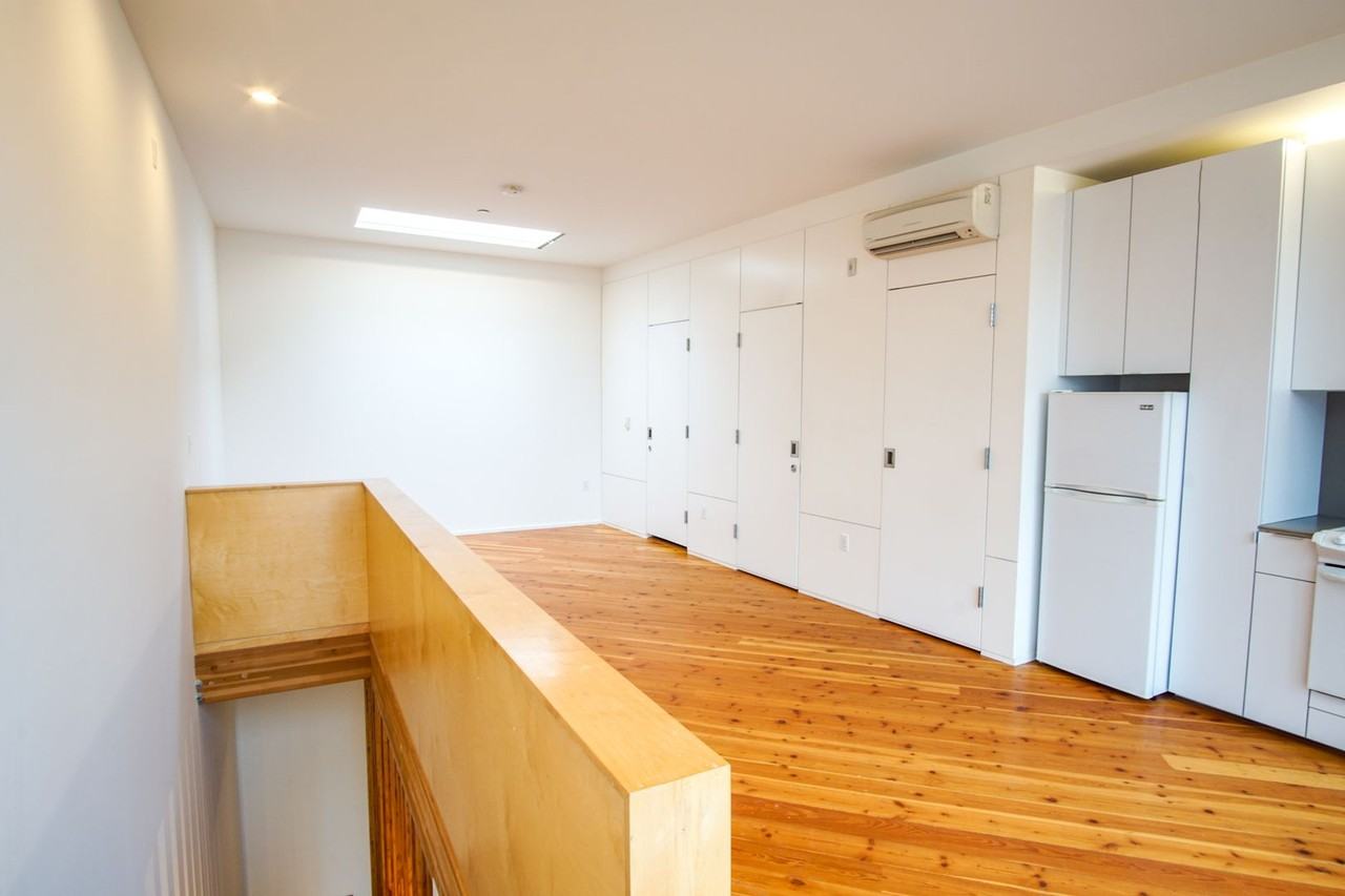 1247 Nw 19th Ave - Photo 5 of 13