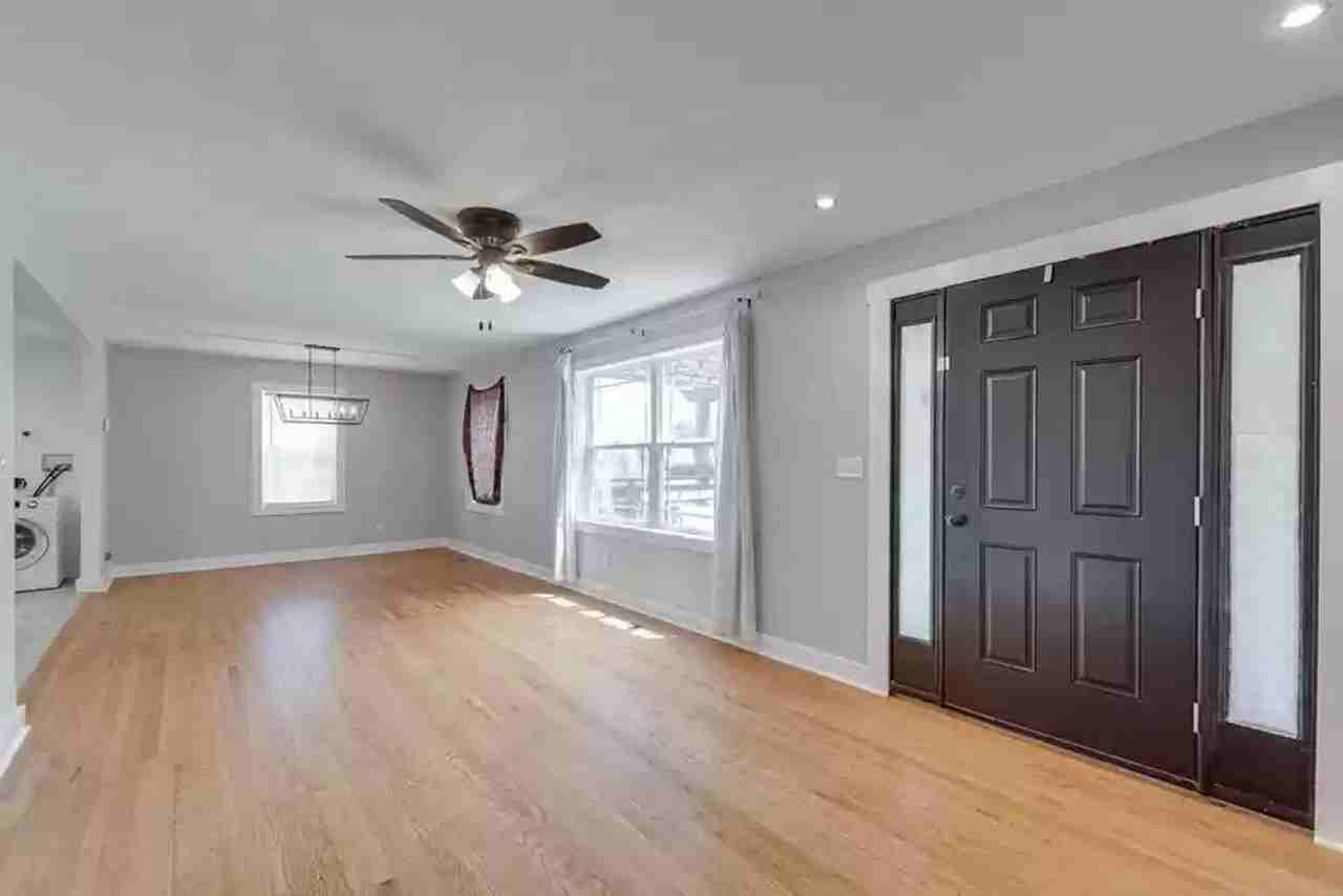 7 Viston Ave - Photo 3 of 21